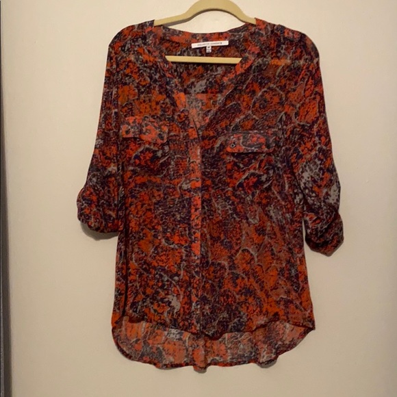 Collective Concepts Tops - EUC l/s top with rolled sleeves and pockets